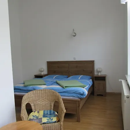 Hotel am Bahnhof-3